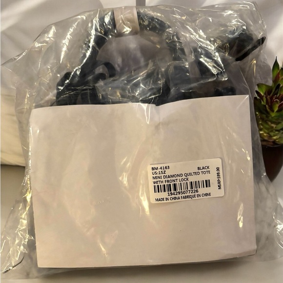 Badgley Mischka Mini Quilted Tote - Picture 5 of 6